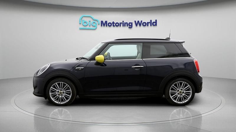 Used Mini Cooper SE Hatch 133 kW (181 HP) 2021 Hatchback