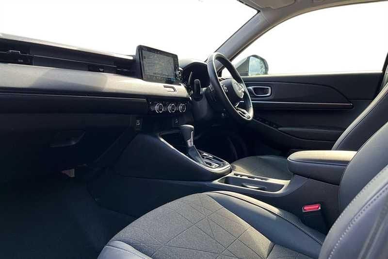 Używany Honda HR-V Advance 131 KM (96 kW) 2023 Biały SUV