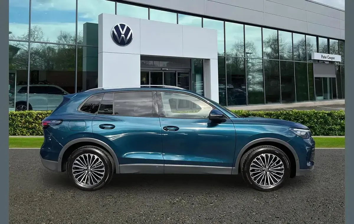 Used VW Tiguan Match 147 HP (108 kW) 2025 Blue SUV
