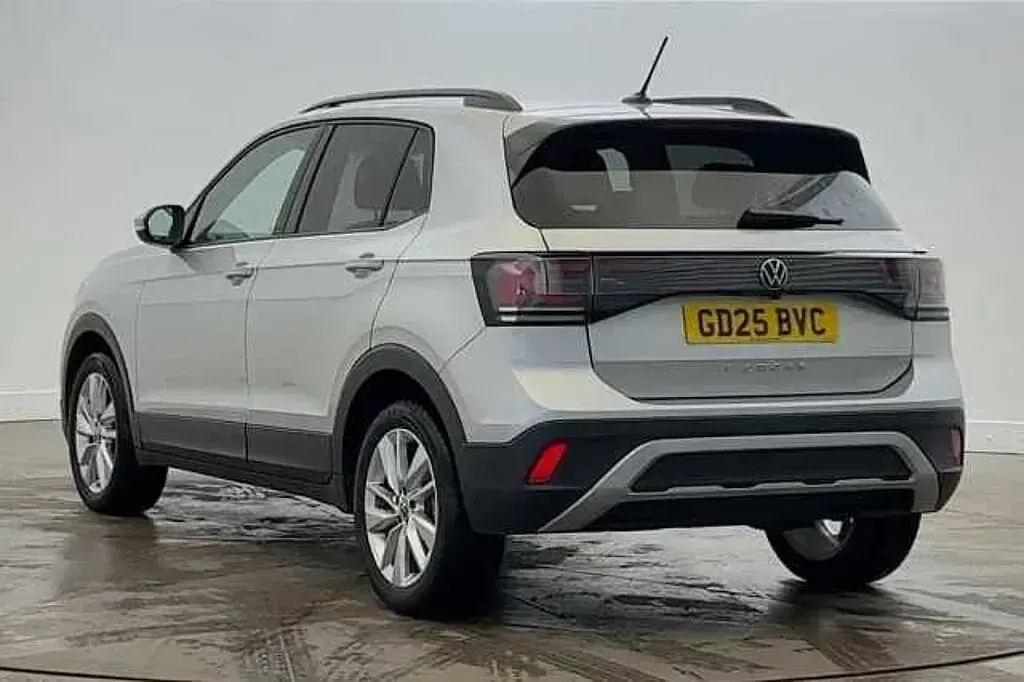 Usado VW T-Cross Match 115 CV (84 kW) 2025 Plateado SUV