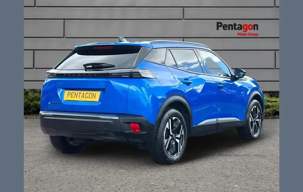 Used Peugeot e-2008 Allure 100 kW (136 HP) 2025 Blue SUV