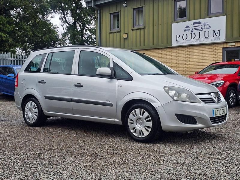 Silver Used 2010 Vauxhall Zafira MPV | £2,490 (Fair price) - Image 1/3