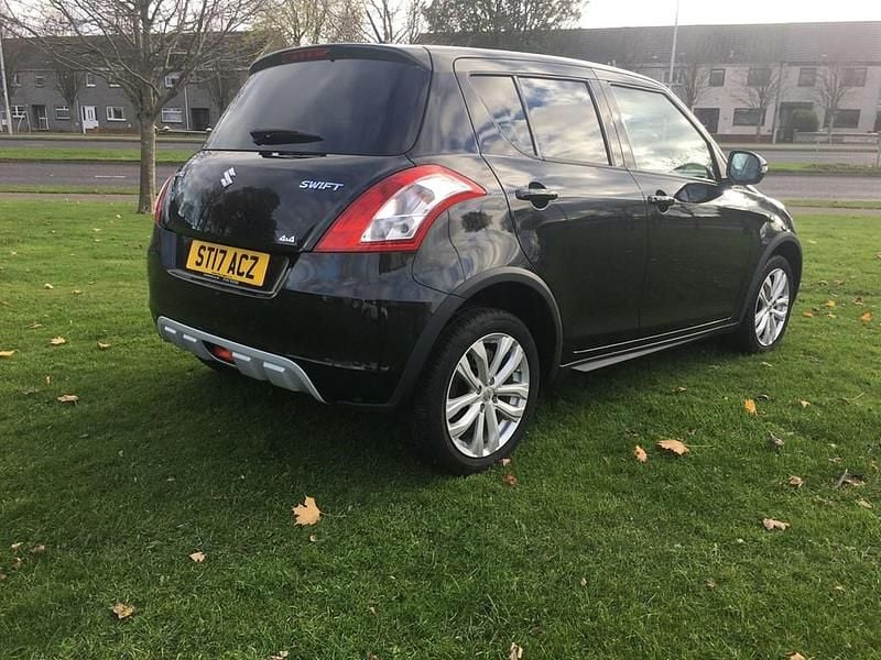 Used Suzuki Swift SZ4 90 HP (66 kW) 2017 Black Hatchback