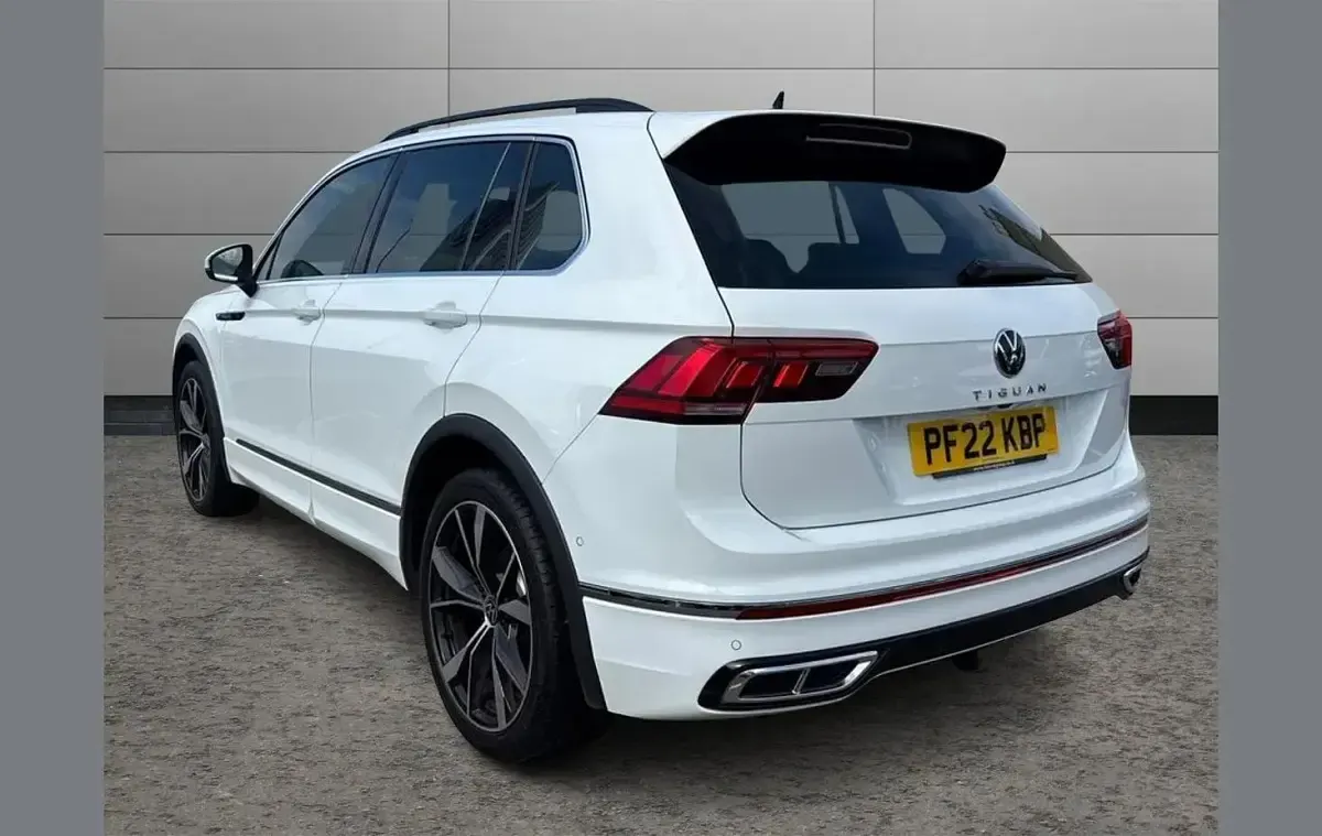 Used VW Tiguan R-line 150 HP (110 kW) 2022 White SUV