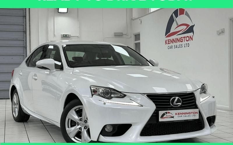 Used Lexus IS300h 223 HP (164 kW) 2016 Sedan