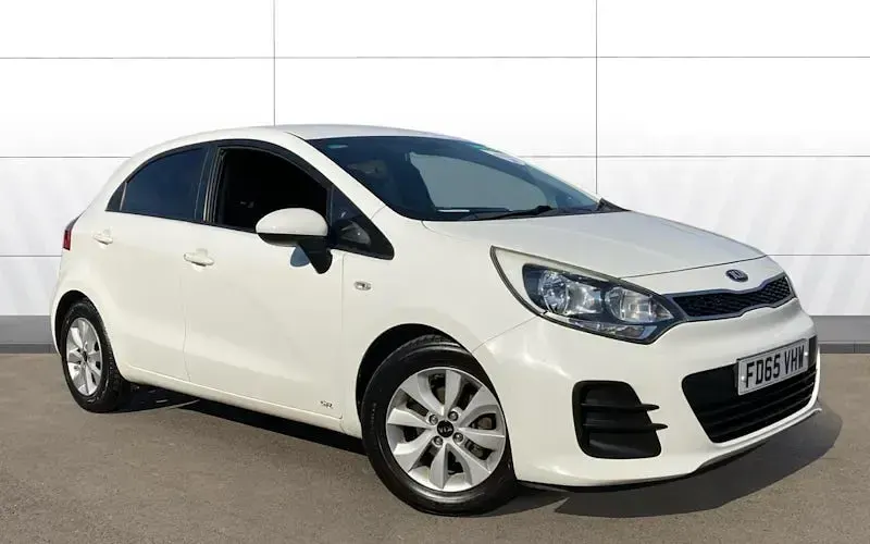 Used Kia Rio 84 HP (61 kW) 2015 Hatchback