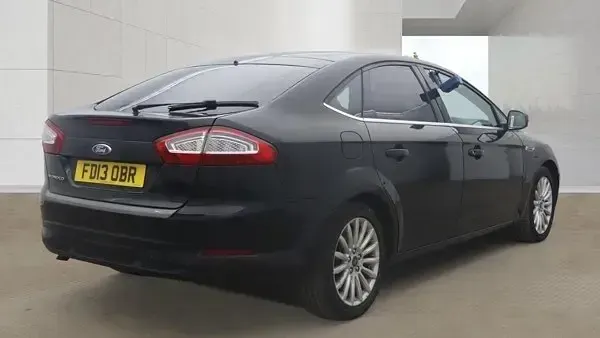 Used Ford Mondeo Business Edition 140 HP (102 kW) 2013 Black Hatchback