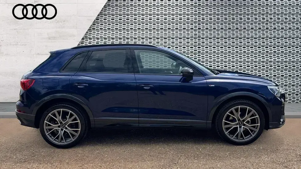 Used Audi Q3 Black Edition 150 HP (110 kW) 2025 Navarra blue SUV
