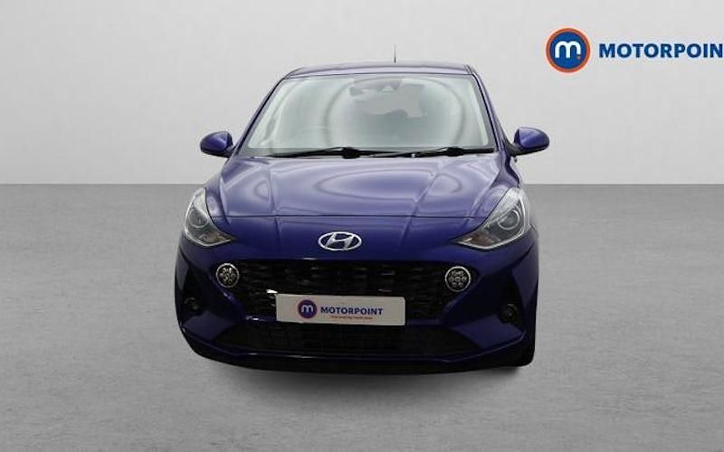 Used Hyundai i10 Premium 84 HP (61 kW) 2023 Hatchback