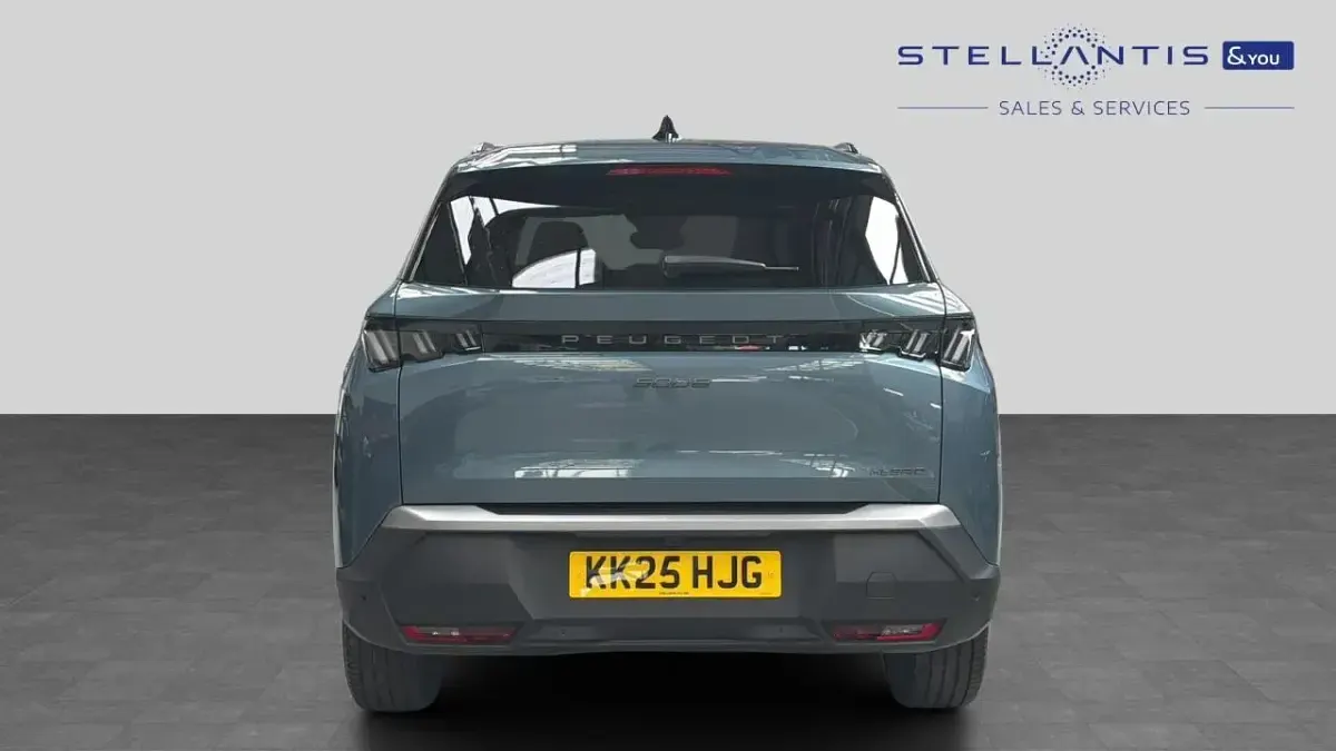 Used Peugeot 5008 GT 143 HP (105 kW) 2025 Blue SUV