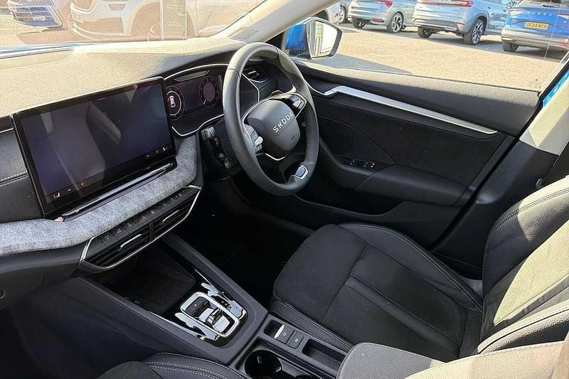 Used Skoda Octavia SE L 110 HP (80 kW) 2025 Race blue metallic Estate