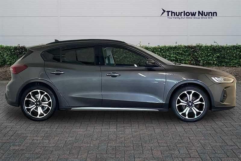 Used Ford Focus Active 155 HP (114 kW) 2022 Grey Hatchback
