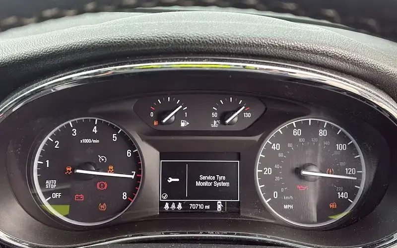 Used Vauxhall Mokka Active 140 HP (102 kW) 2017 Black SUV