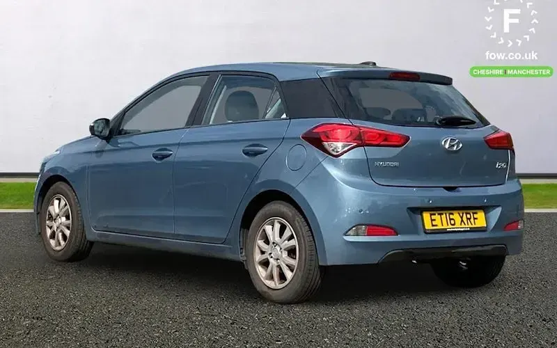 Used Hyundai i20 SE 84 HP (61 kW) 2016 Blue Hatchback