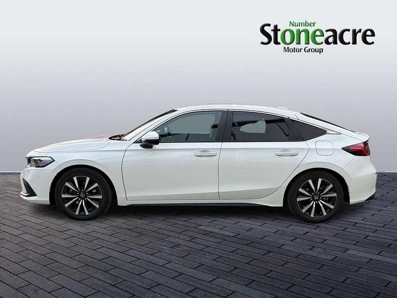 Used Honda Civic Elegance 140 HP (102 kW) 2025 White Hatchback