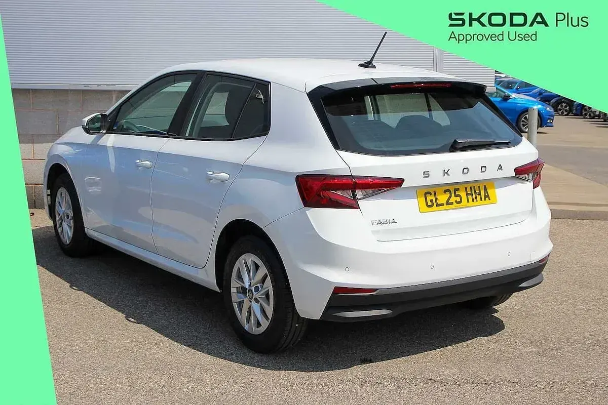 Used Skoda Fabia SE 94 HP (69 kW) 2025 Moon white metallic Hatchback