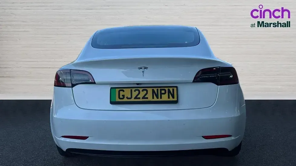 Used Tesla Model 3 Standard Range 180 kW (245 HP) 2022 White Sedan
