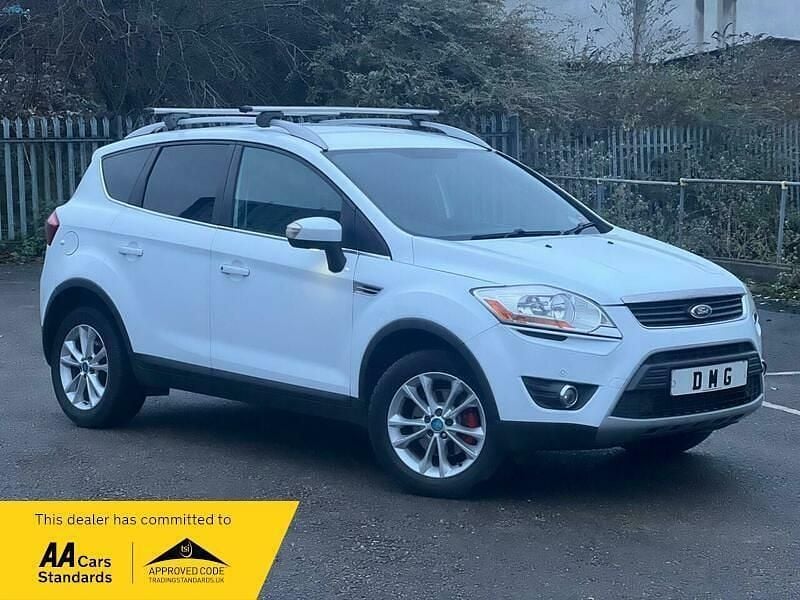 Used Ford Kuga Zetec 140 HP (102 kW) 2012 White SUV
