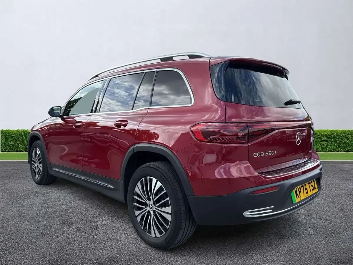 Used Mercedes EQB250+ Executive 139 kW (190 HP) 2025 Red SUV