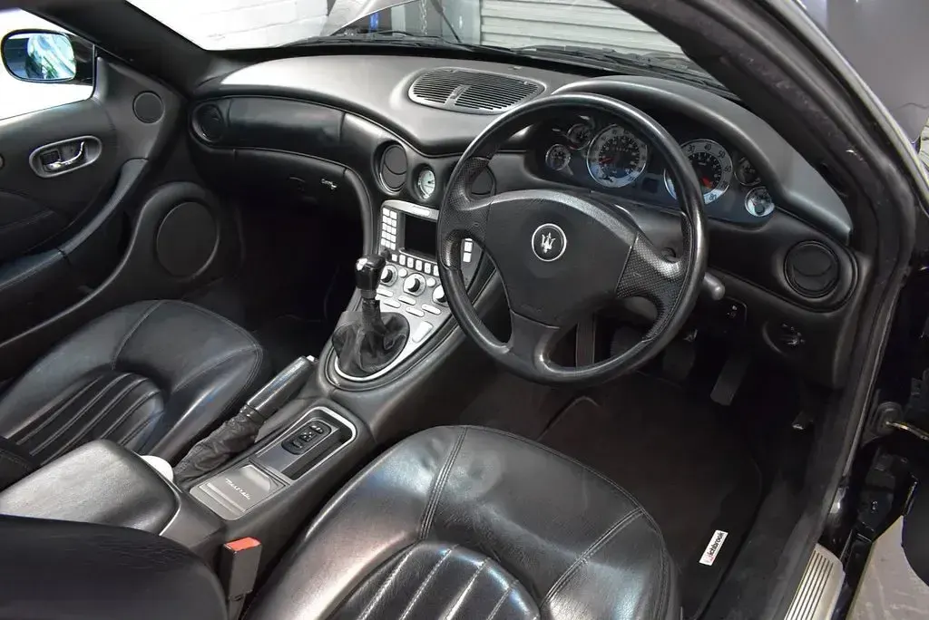 Used Maserati Coupé GT 390 HP (286 kW) 2004 Black Coupe