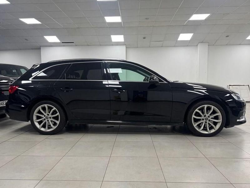Used Audi A4 Sport 163 HP (119 kW) 2020 Black Estate