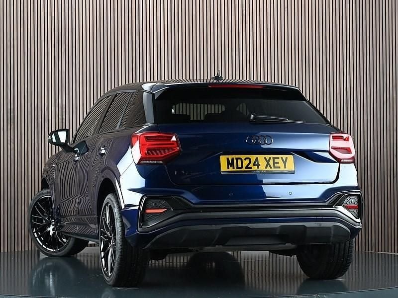 Used Audi Q2 Black Edition 150 HP (110 kW) 2024 Blue SUV