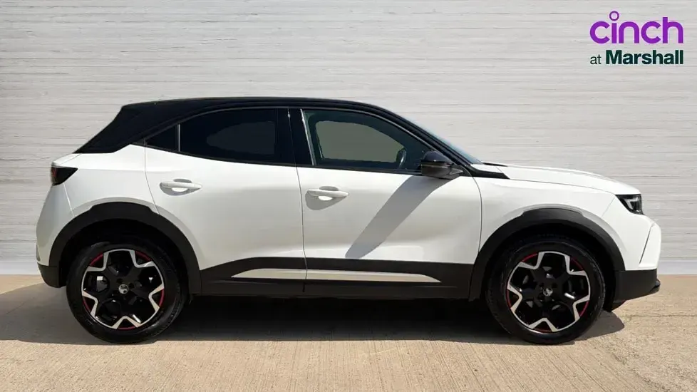 Used Vauxhall Mokka 136 HP (100 kW) 2023 White SUV