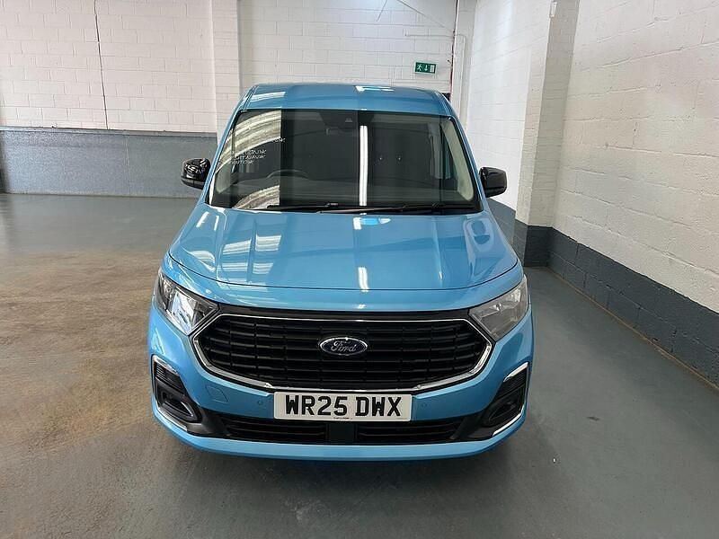 Used Ford Transit Connect Limited 122 HP (89 kW) 2025 Blue MPV