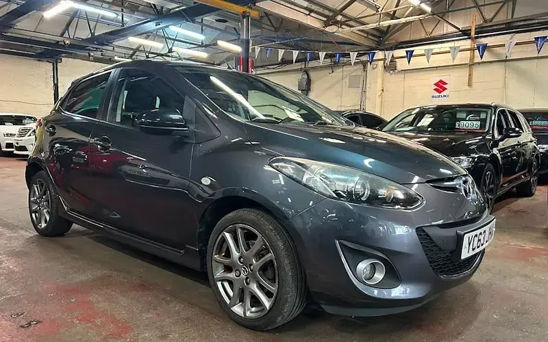 Used Mazda 2 Edition 84 HP (61 kW) 2013 Hatchback