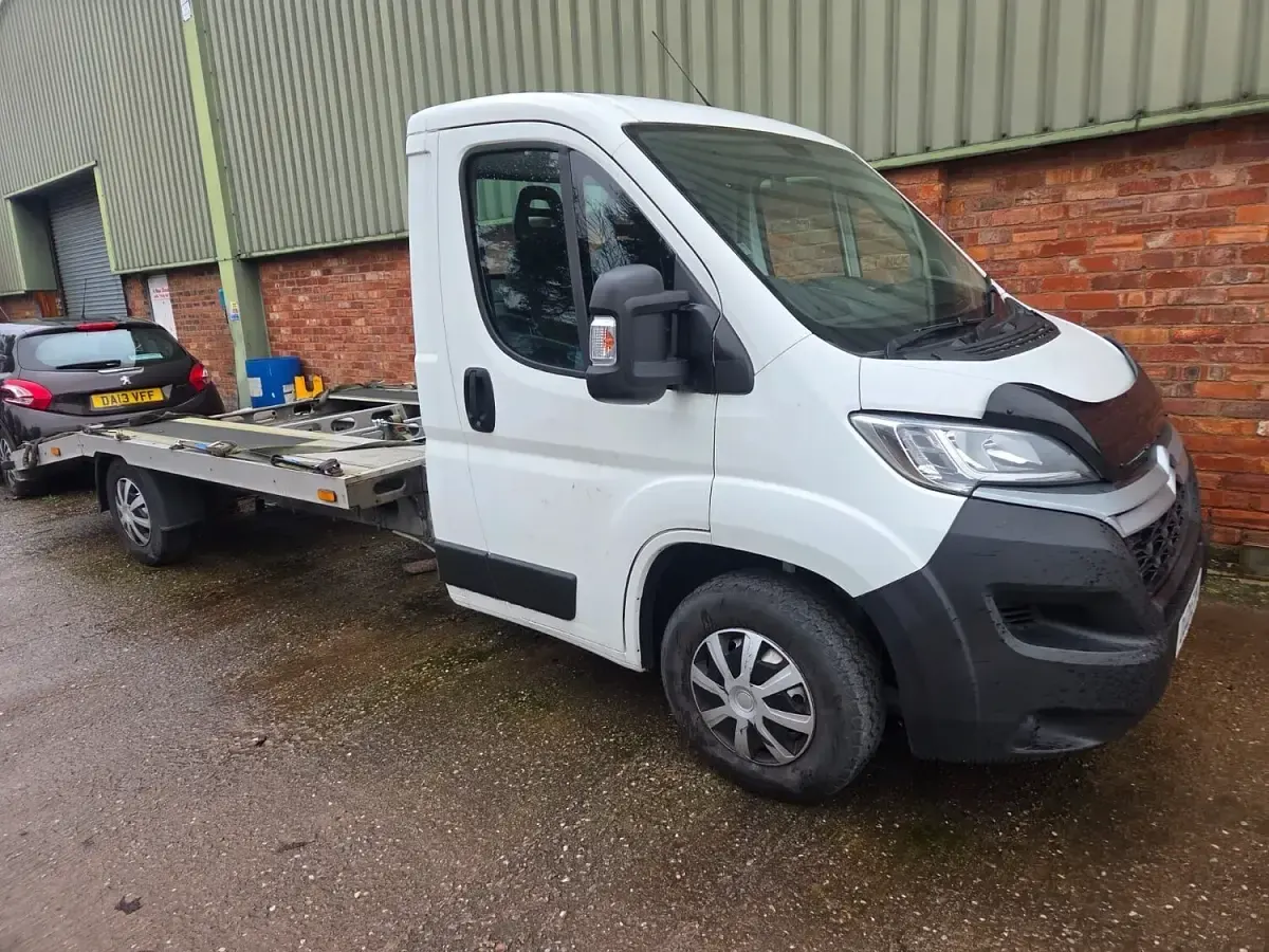 Used Citroën Relay 140 HP (102 kW) 2021 White Van