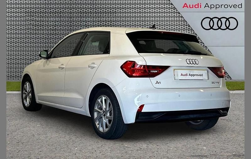 Used Audi A1 Sport 113 HP (83 kW) 2020 White SUV
