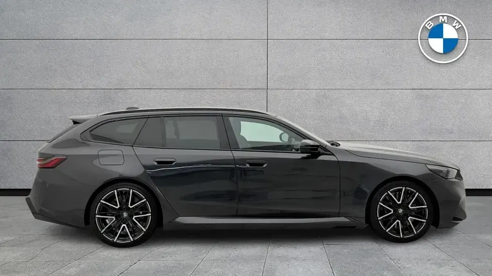 Used BMW M5 Comfort Edition 717 HP (527 kW) 2025 Grey Estate