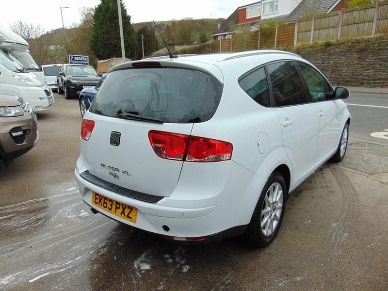 Used Seat Altea XL Copa 105 HP (77 kW) 2013 White MPV