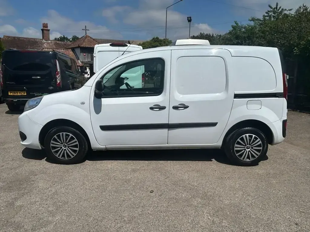 Used Renault Kangoo Business 2017 White MPV