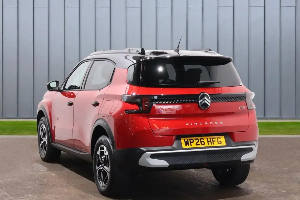New Citroën C3 Aircross 99 HP (72 kW) 2026 Red SUV