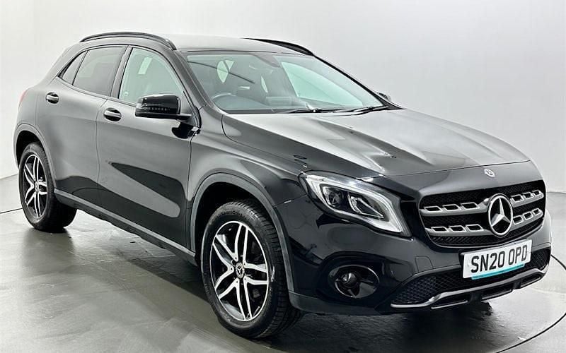Used Mercedes GLA180 Urban 122 HP (89 kW) 2020 Black SUV