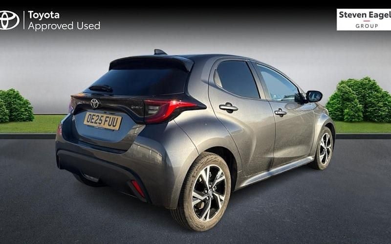 Used Toyota Yaris Hybrid Design 116 HP (85 kW) 2026 Hatchback