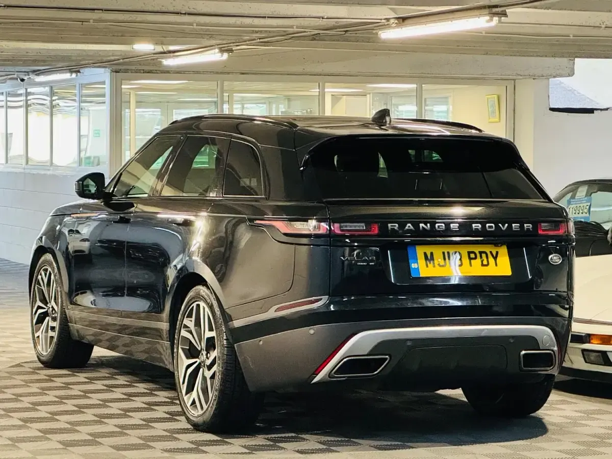 Used Land Rover Range Rover Velar SE Dynamic 300 HP (220 kW) 2018 Black SUV