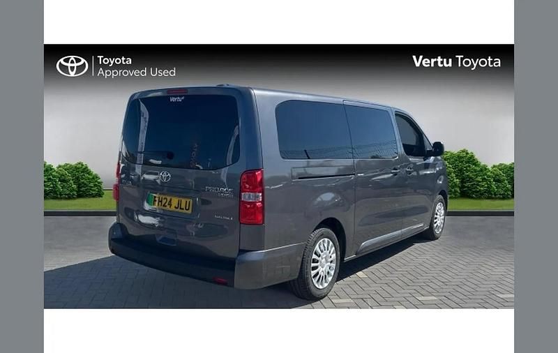 Used Toyota Proace Verso 100 kW (136 HP) 2024 Grey Estate
