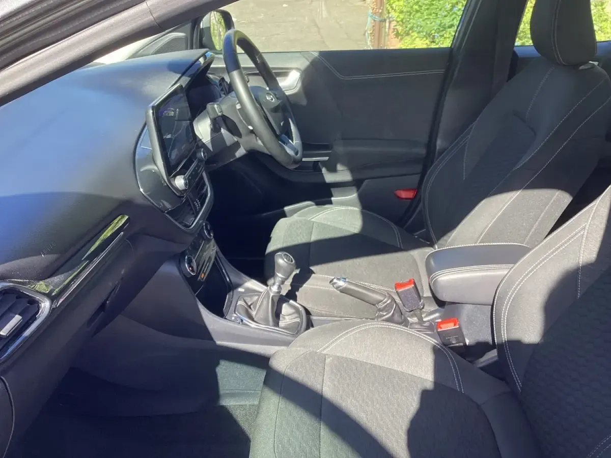 Begagnad Ford Puma Titanium 125 HK (91 kW) 2021 Grå SUV