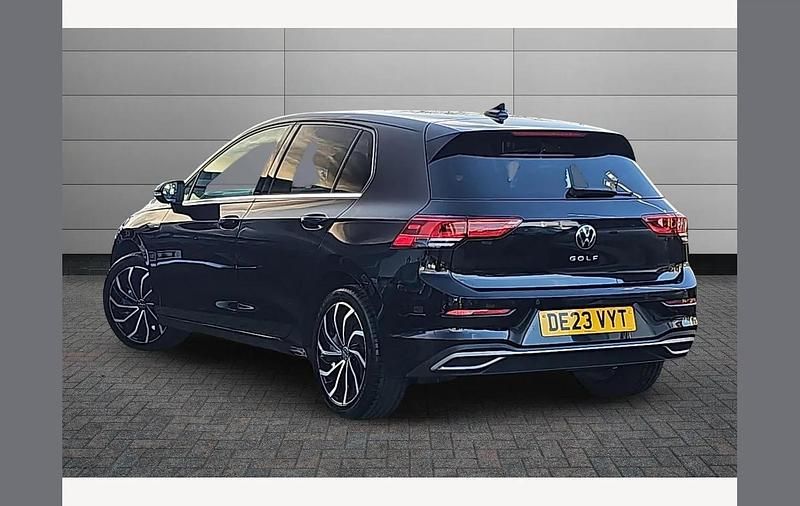 Used VW Golf VIII Edition 150 HP (110 kW) 2023 Black Hatchback