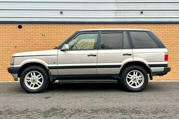 Used Land Rover Range Rover 182 HP (133 kW) 2001 Silver SUV