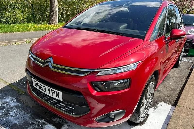 Used Citroën C4 Picasso Exclusive 115 HP (84 kW) 2014 Red MPV