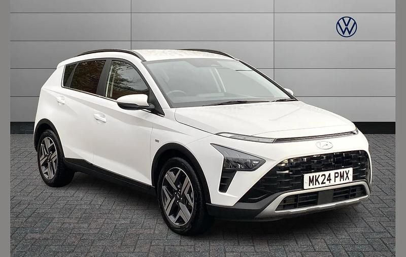 White Used 2024 Hyundai Bayon Premium SUV | £14,867 (Fair price) - Image 1/4