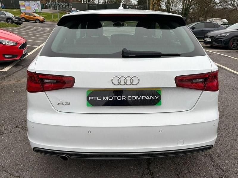 Used Audi A3 S-Line 110 HP (80 kW) 2015 White Hatchback