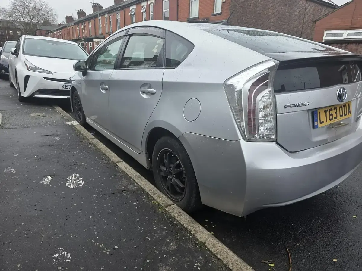 Used Toyota Prius 136 HP (100 kW) 2019 Silver Hatchback
