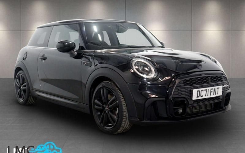 Begagnad Mini Cooper S Hatch 178 HK (130 kW) 2022 Halvkombi