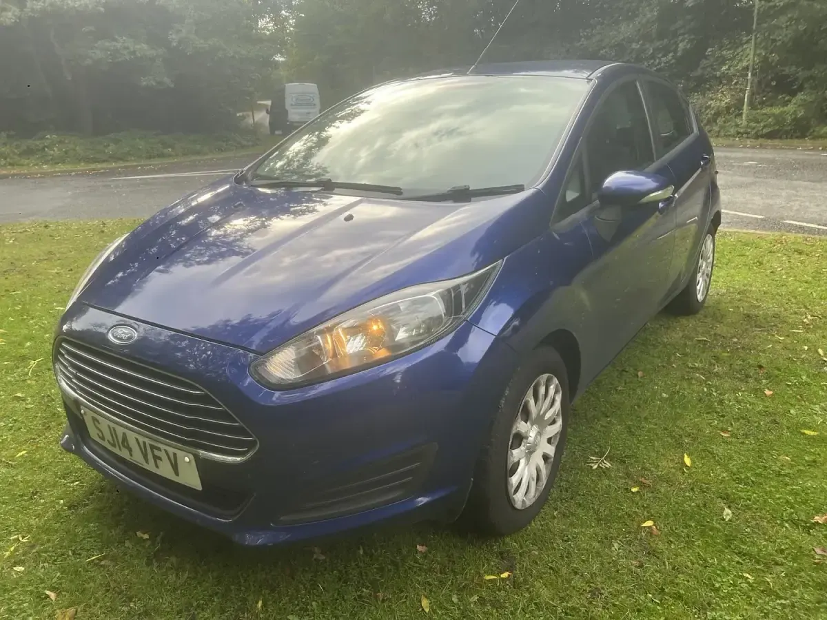 Used Ford Fiesta Style 75 HP (55 kW) 2014 Blue Hatchback