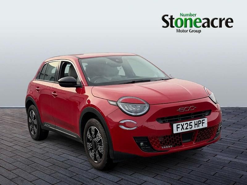 Red Used 2025 Fiat 600 Hatchback | £19,815 (Good price) - Image 1/4