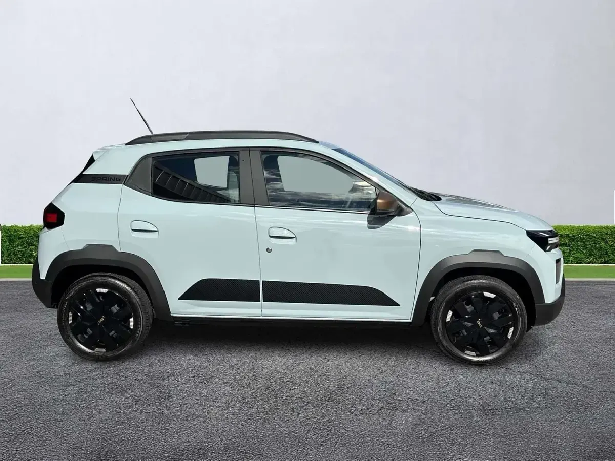 New Dacia Spring Extreme 75 kW (102 HP) 2026 Grey Hatchback
